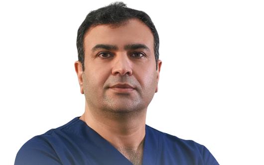 درباره دکتر یزدان‌پناه عباس‌زاده | مطب دندانپزشکی کاشان