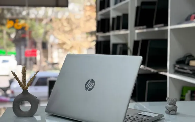 لپ‌تاپ اچ‌پی ۱۵ با پردازنده Core i3-1115G4